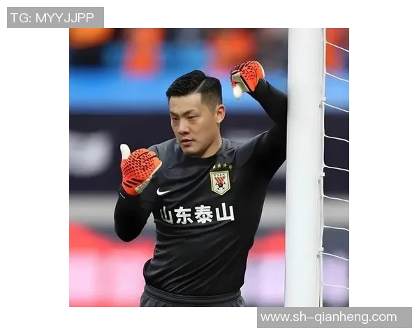 王大雷意外落选2025年金手套候选名单,鲁能球迷为何缄默沉静背面本相揭秘